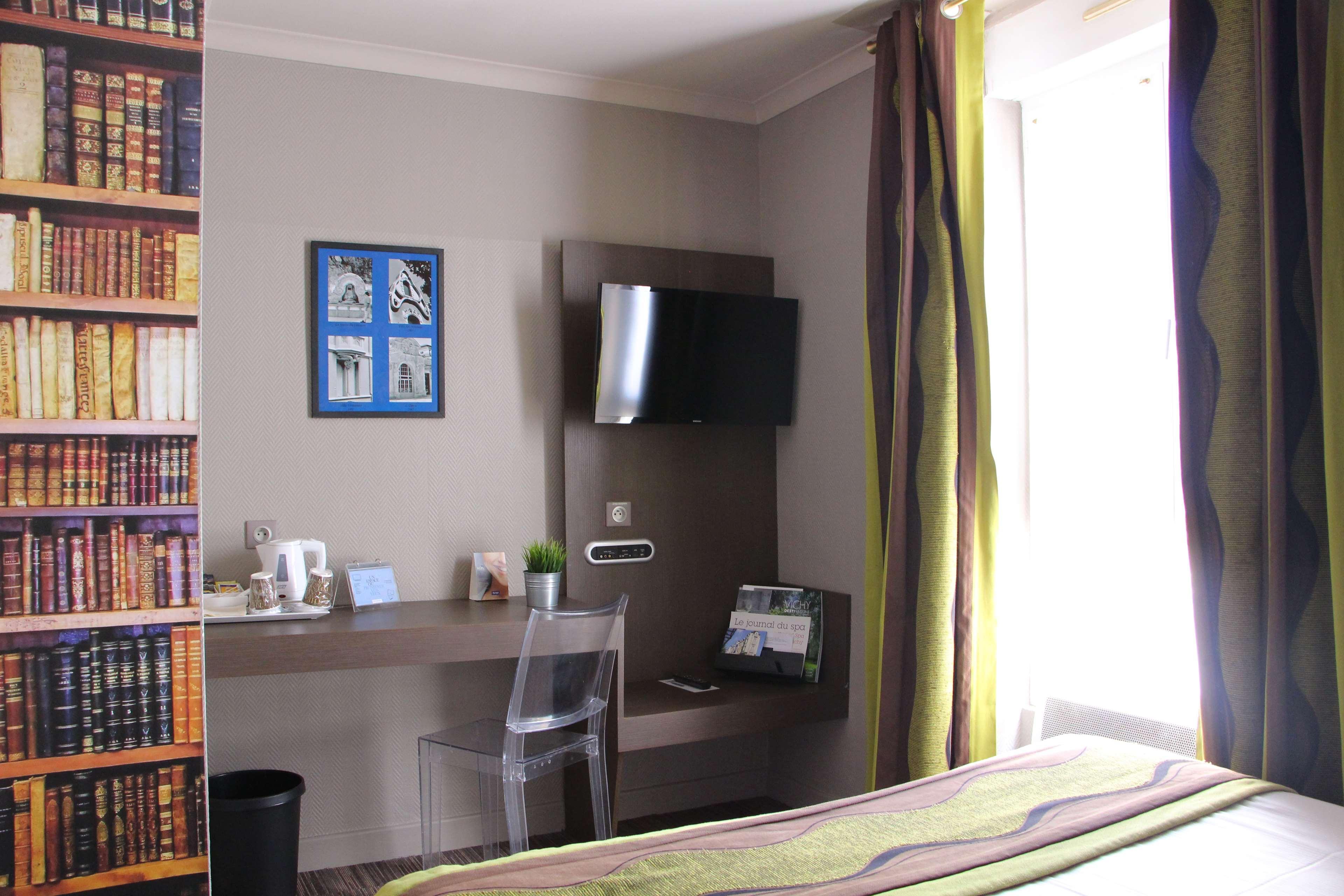 Kyriad Restaurant Centre Spa Vichy Luaran gambar