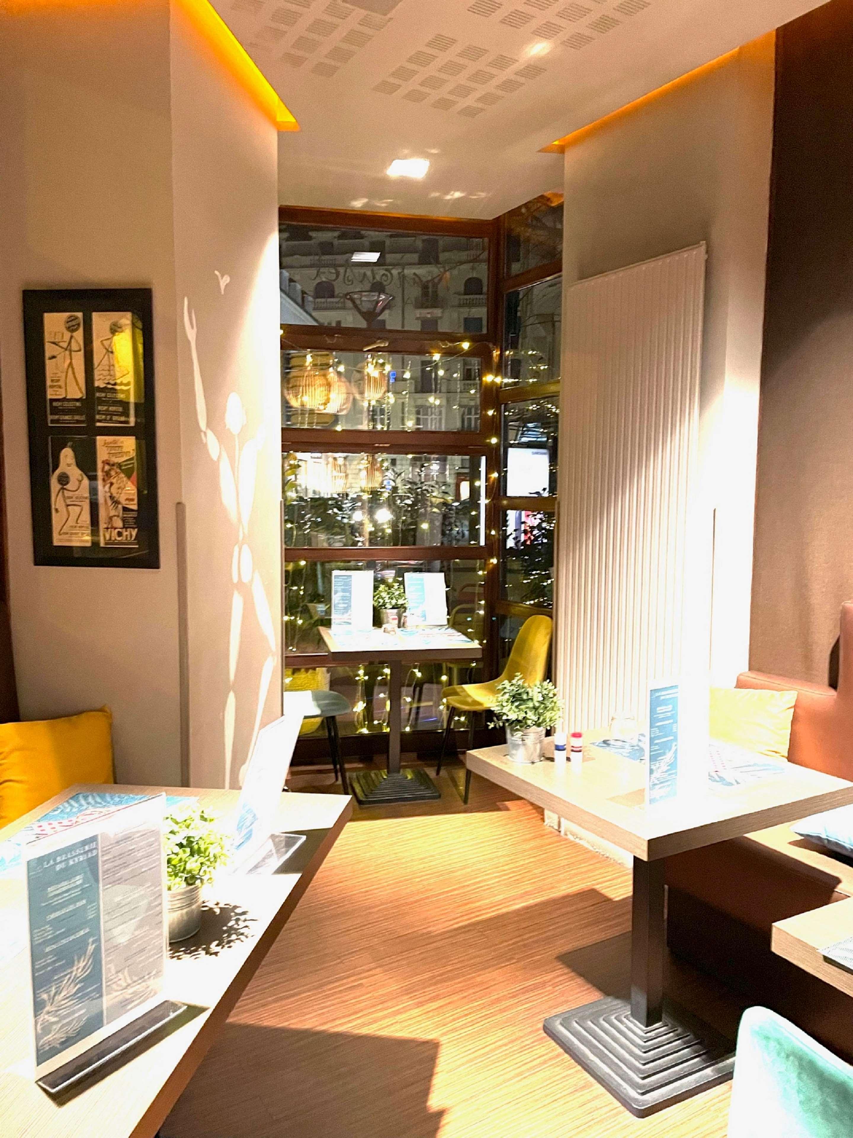 Kyriad Restaurant Centre Spa Vichy Luaran gambar