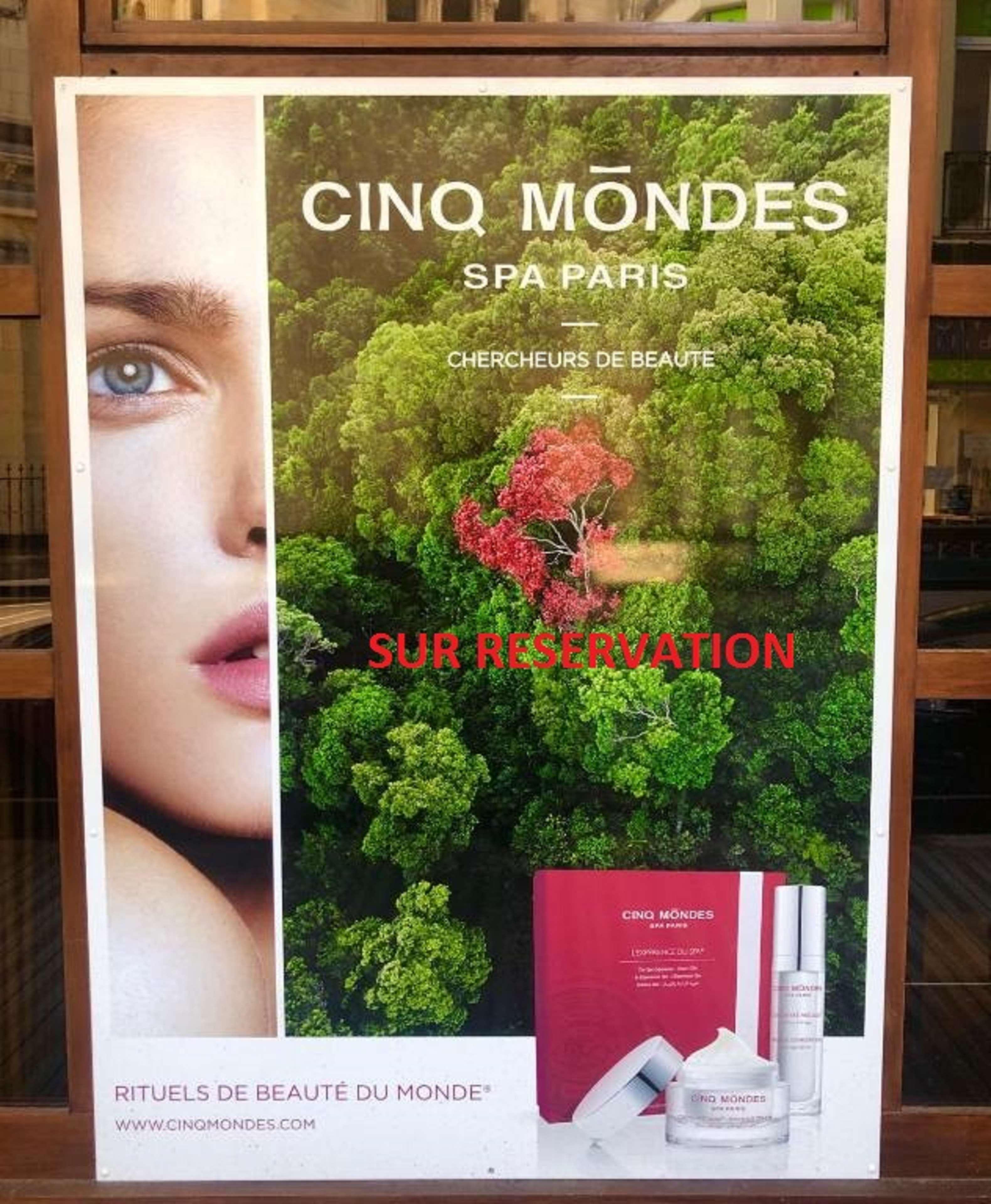 Kyriad Restaurant Centre Spa Vichy Luaran gambar