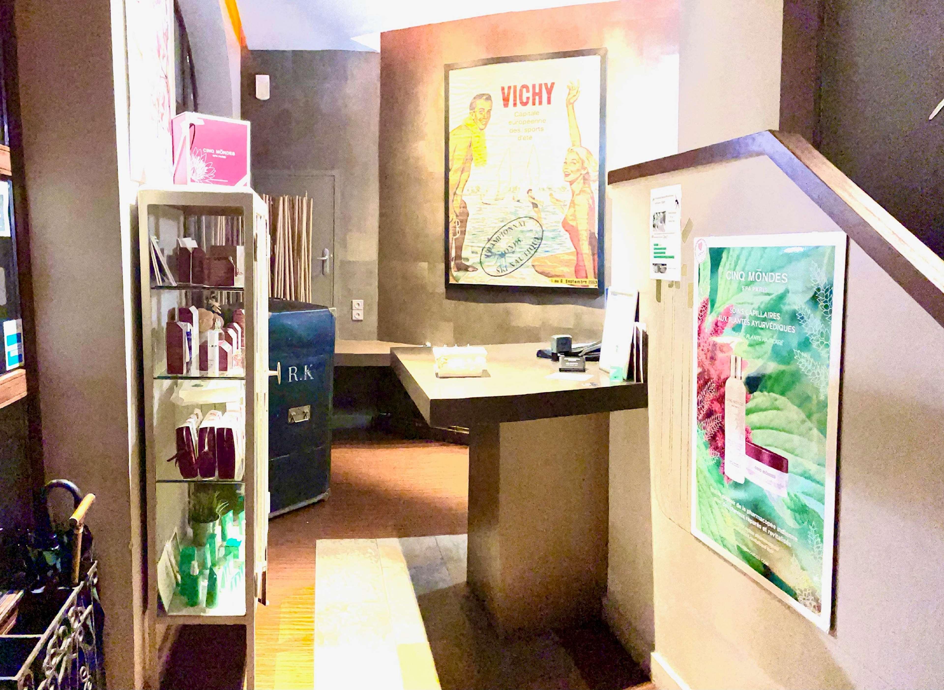 Kyriad Restaurant Centre Spa Vichy Luaran gambar